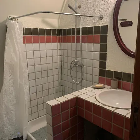 Hébergement de vacances Demeure Avec Piscine Et Tennis