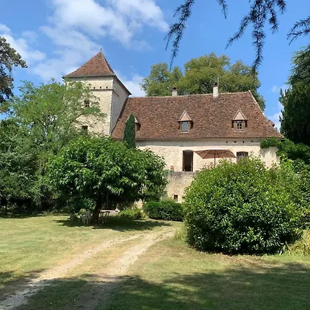 Demeure Avec Piscine Et Tennis Hébergement de vacances Saint-Sozy